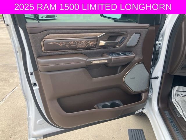 Used 2025 RAM 1500 Limited AWD/4WD image 31