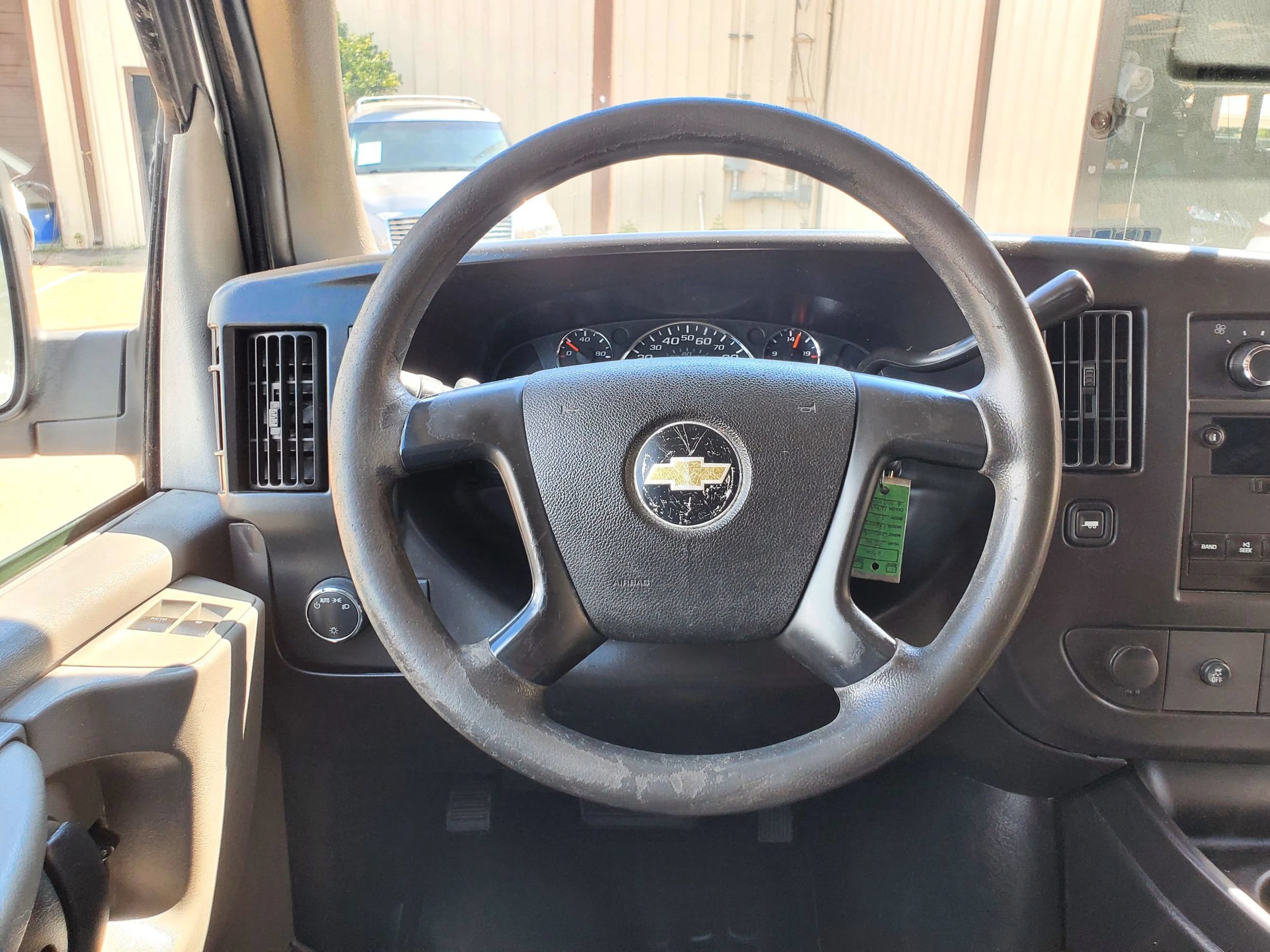 Used 2014 Chevrolet Express 1500 RWD image 42