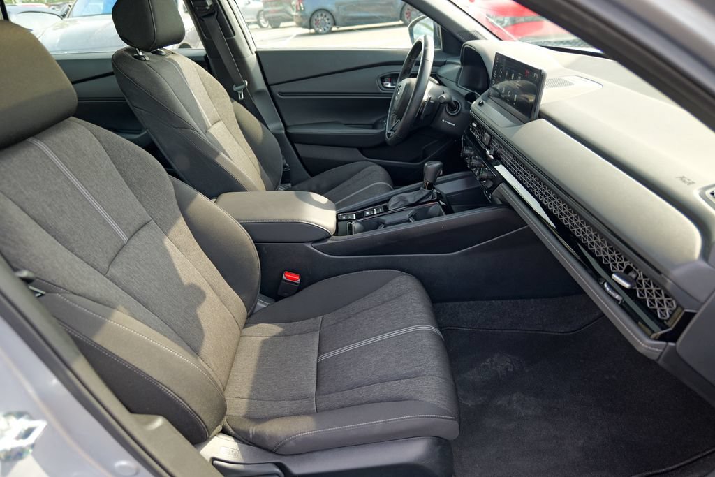 Used 2023 Honda Accord Sport image 35
