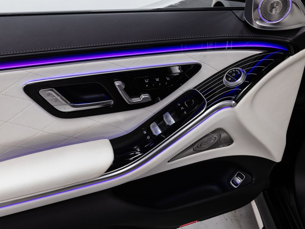 Used 2024 Mercedes-Benz S 580 4MATIC Sedan image 6