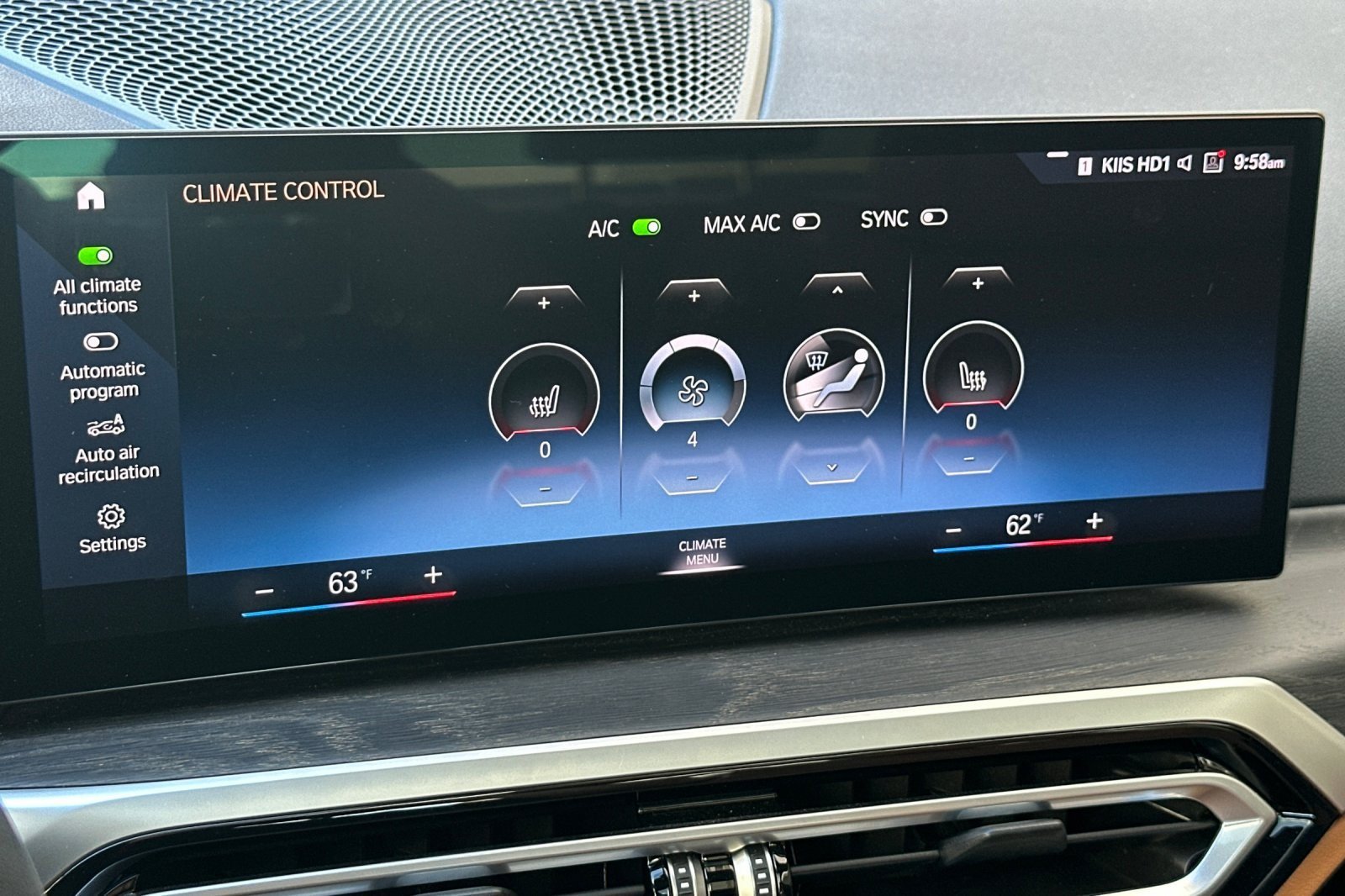 Used 2023 BMW 330i Sedan w/ Premium Package RWD image 19