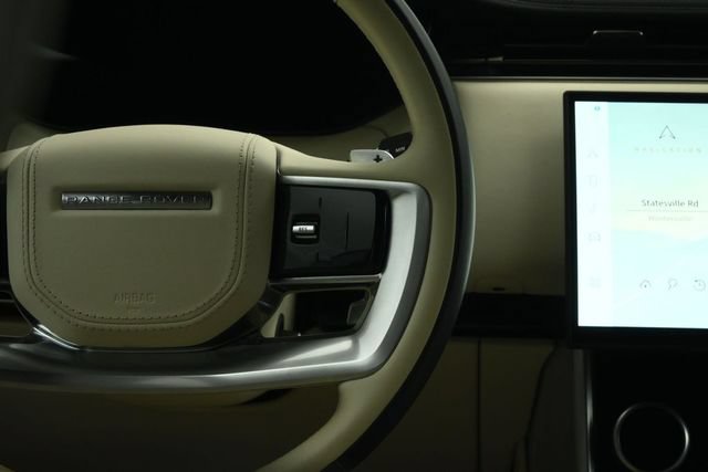 Used 2023 Land Rover Range Rover SE AWD/4WD image 42