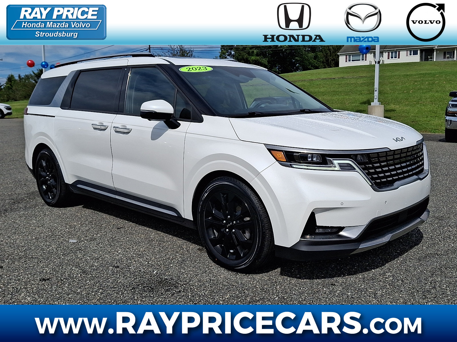 Used 2023 Kia Carnival SX Prestige FWD image 1