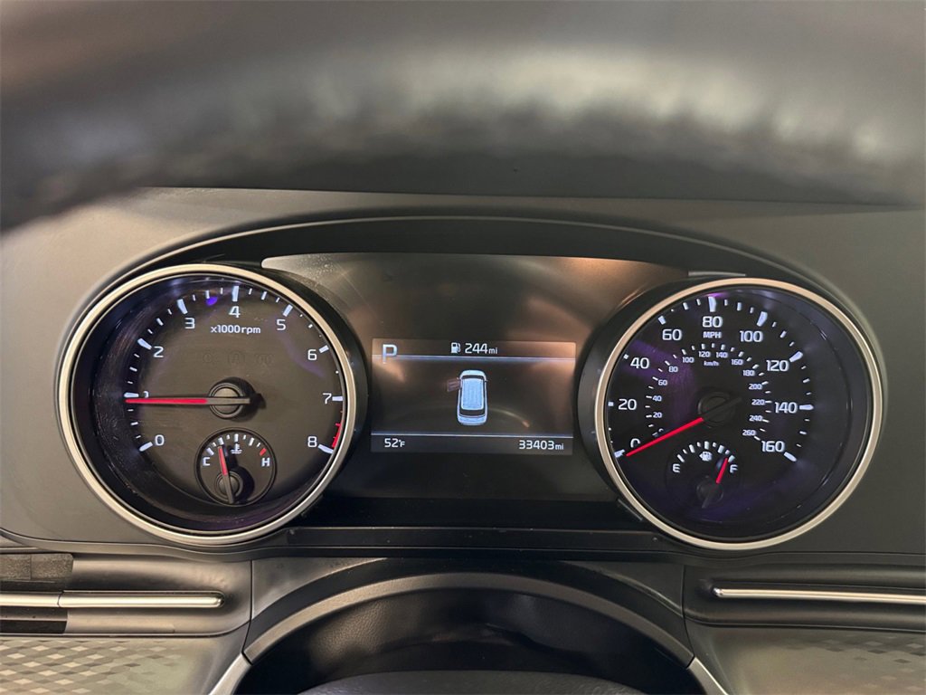 Certified 2024 Kia Carnival LX image 16