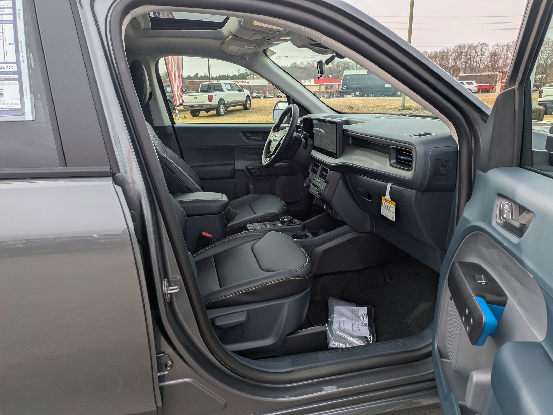 New 2026 Ford Maverick Lobo AWD/4WD image 32