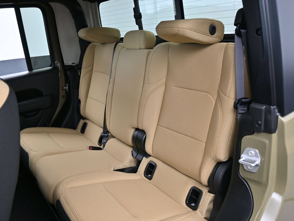 New 2026 Jeep Gladiator Willys AWD/4WD image 27
