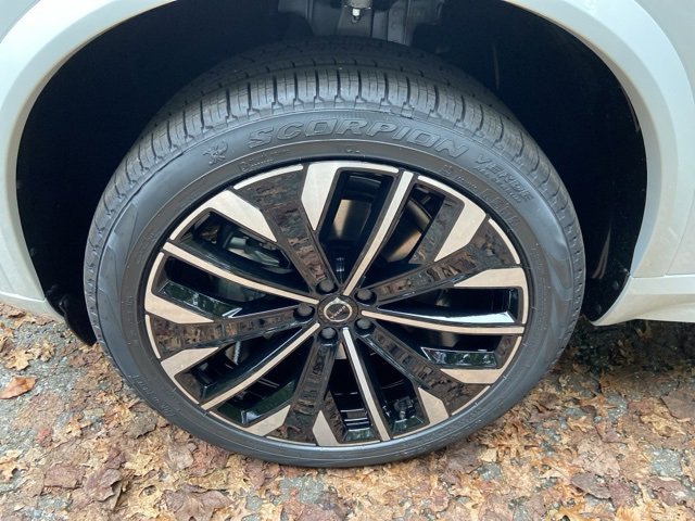 New 2026 Volvo XC90 B6 Ultra image 9