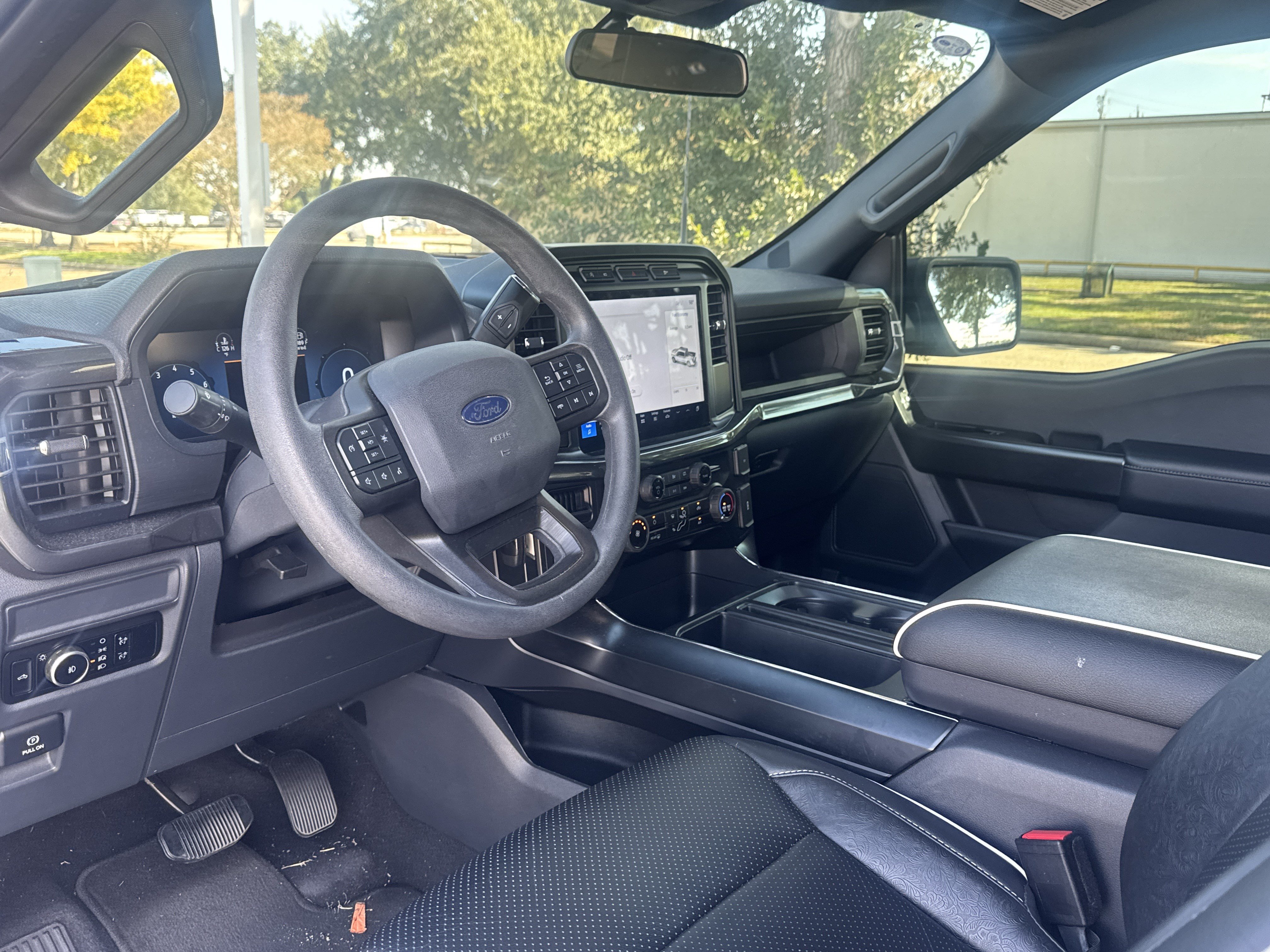 Used 2024 Ford F150 STX AWD/4WD image 6