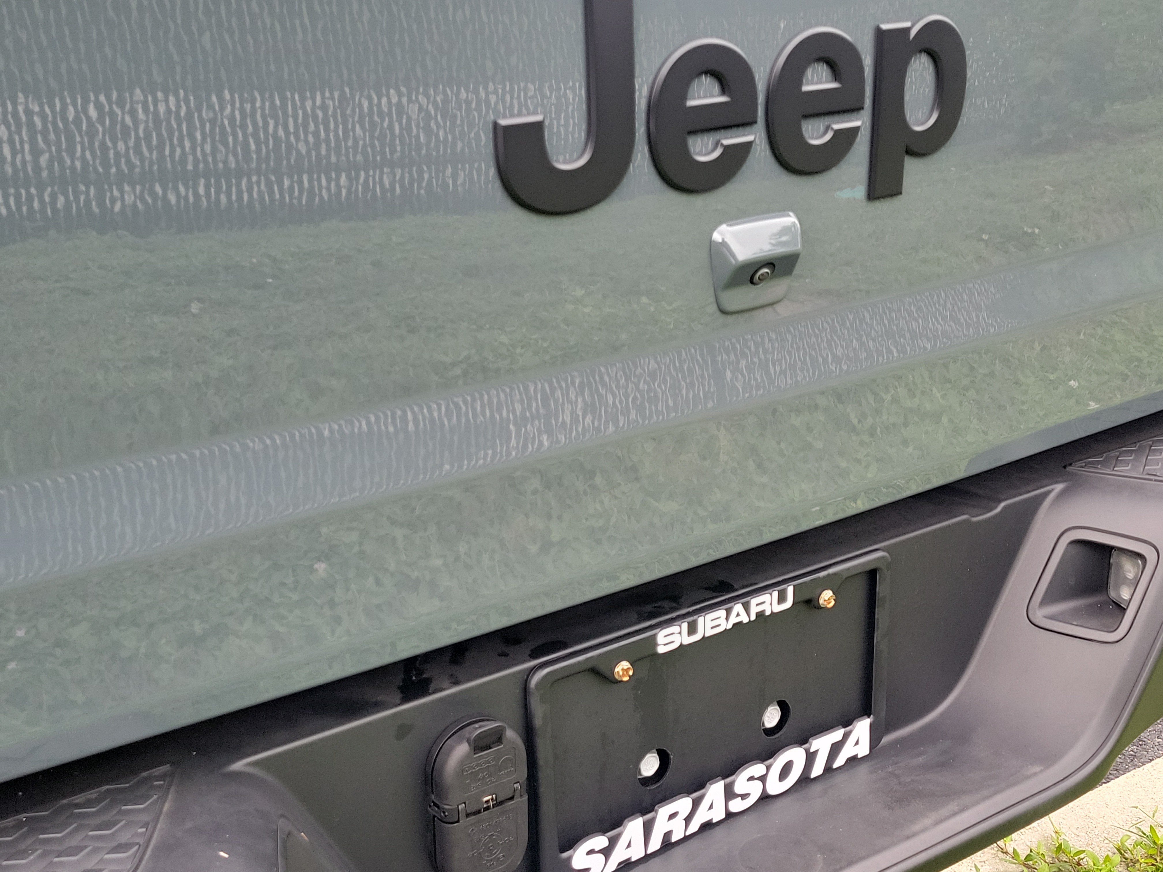 Used 2025 Jeep Gladiator Sport AWD/4WD image 31