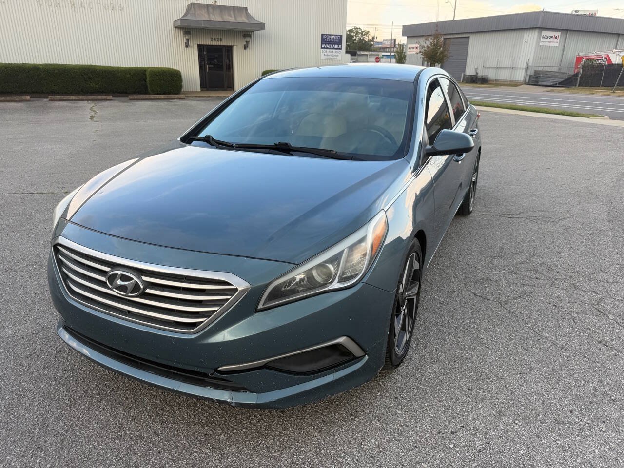 Used 2017 Hyundai Sonata SE FWD image 9