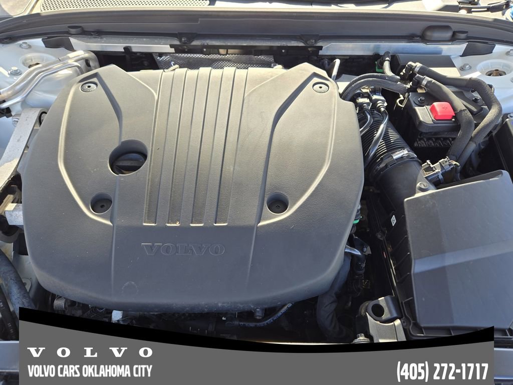 Certified 2024 Volvo V60 B5 Cross Country Plus w/ Protection Package Premier image 30