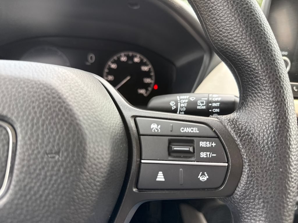 Certified 2025 Honda HR-V LX image 25