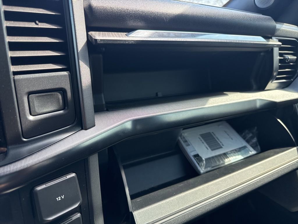 Certified 2022 Ford F150 Platinum w/ Equipment Group 701A High image 36