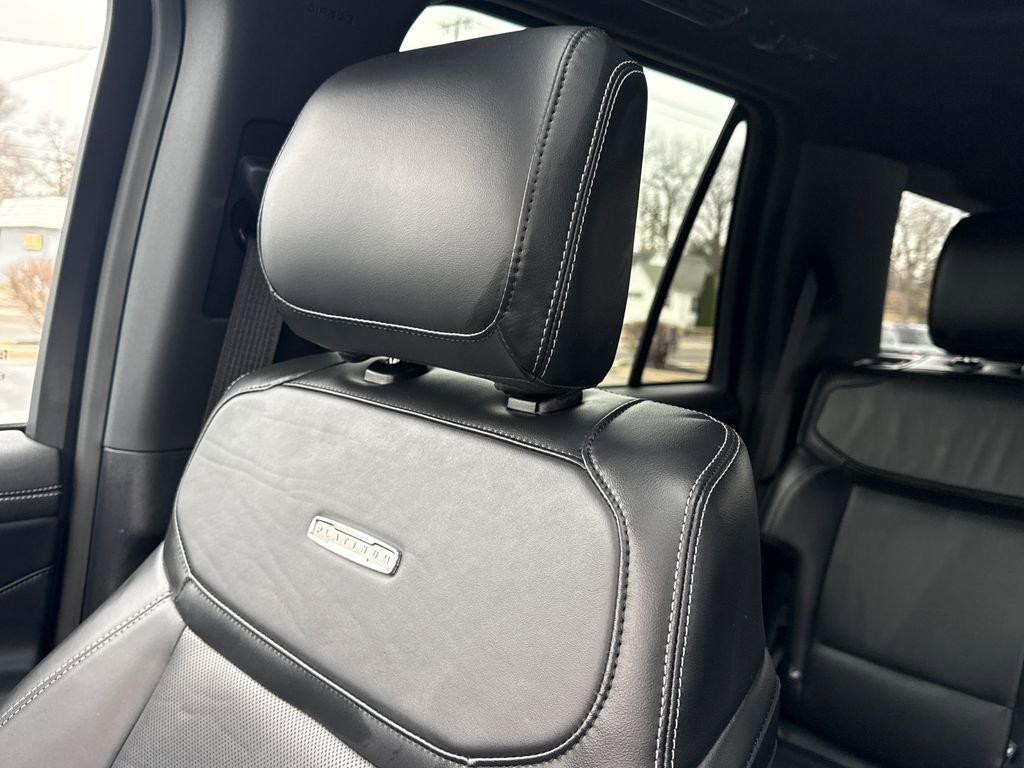 Used 2025 Ford Expedition Platinum w/ Stealth Appearance Package image 42