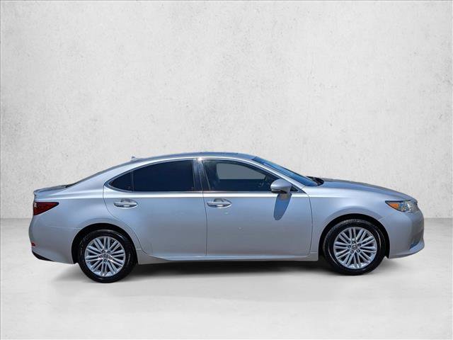 Used 2014 Lexus ES 350 w/ Premium Package FWD image 4