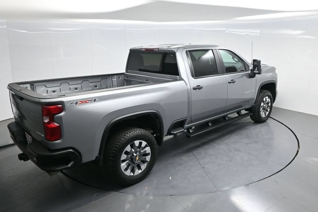 Used 2025 Chevrolet Silverado 2500 Custom w/ Custom Convenience Package AWD/4WD image 56