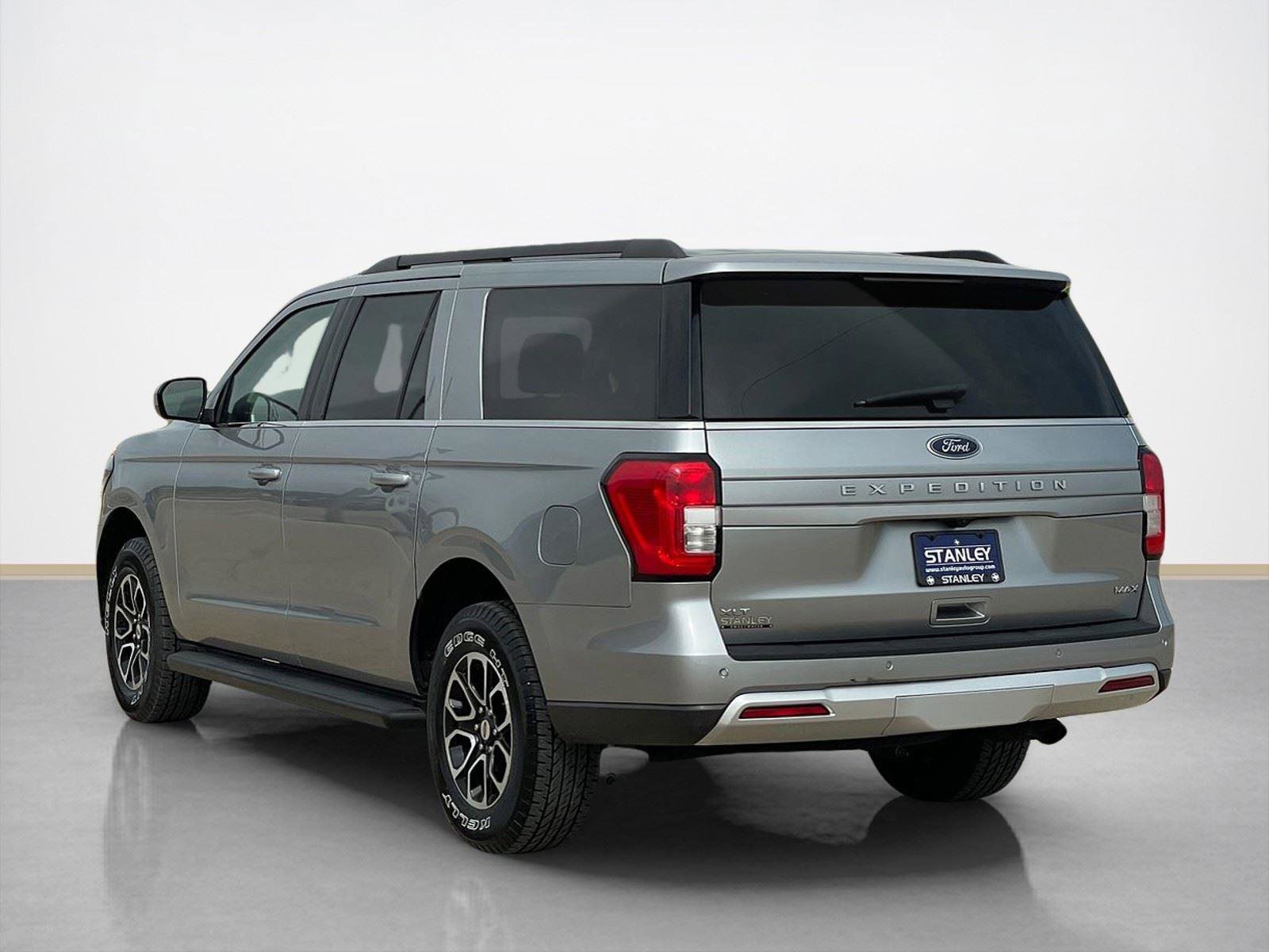 Certified 2024 Ford Expedition Max XLT image 5