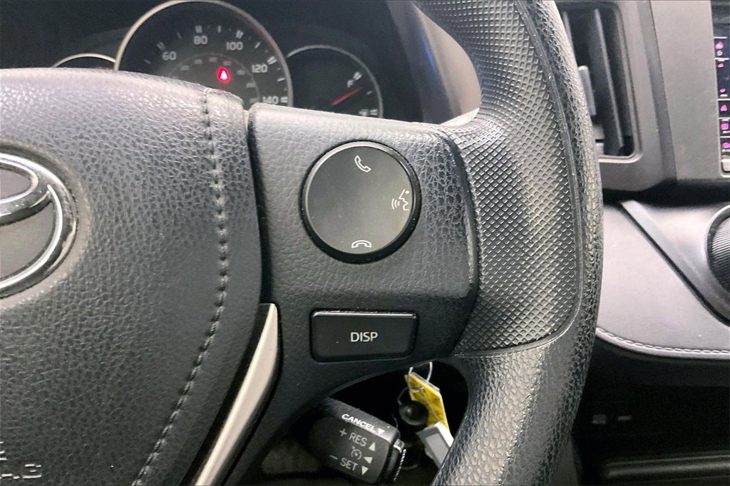 Used 2016 Toyota RAV4 LE image 19
