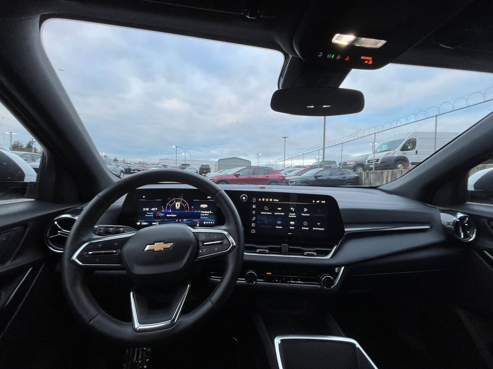 Used 2025 Chevrolet Equinox LT image 33