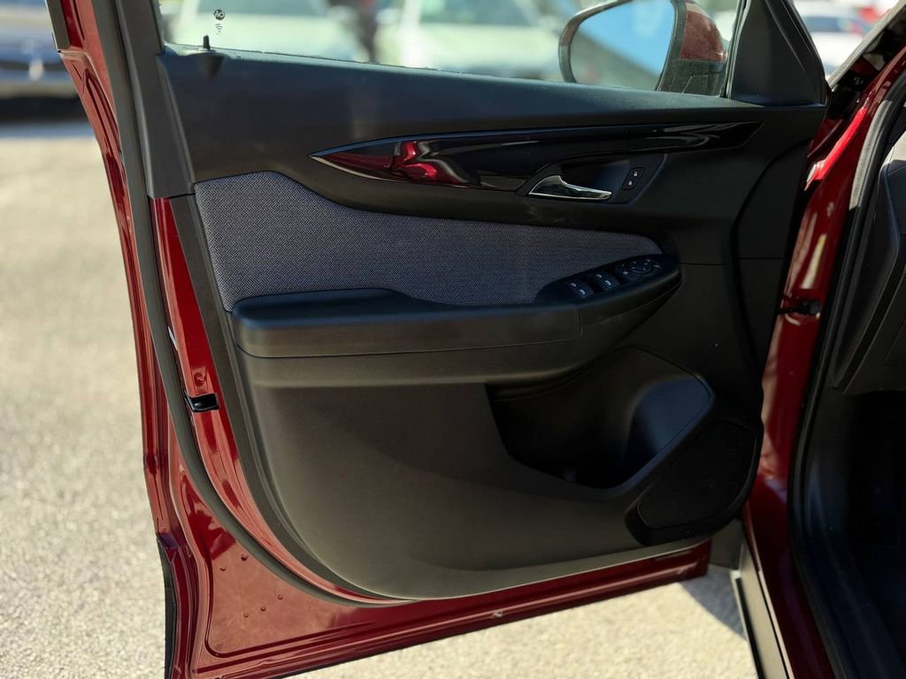 Used 2025 Chevrolet TrailBlazer LT image 12