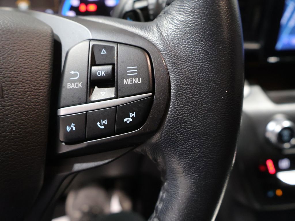 Used 2020 Ford Explorer XLT w/ Equipment Group 202A AWD/4WD image 41