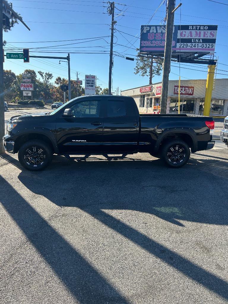 Used 2013 Toyota Tundra 2WD Double Cab image 2