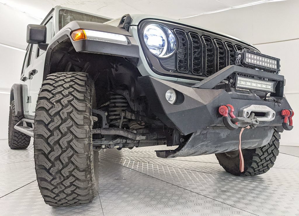 Used 2024 Jeep Wrangler Unlimited Sport AWD/4WD image 22