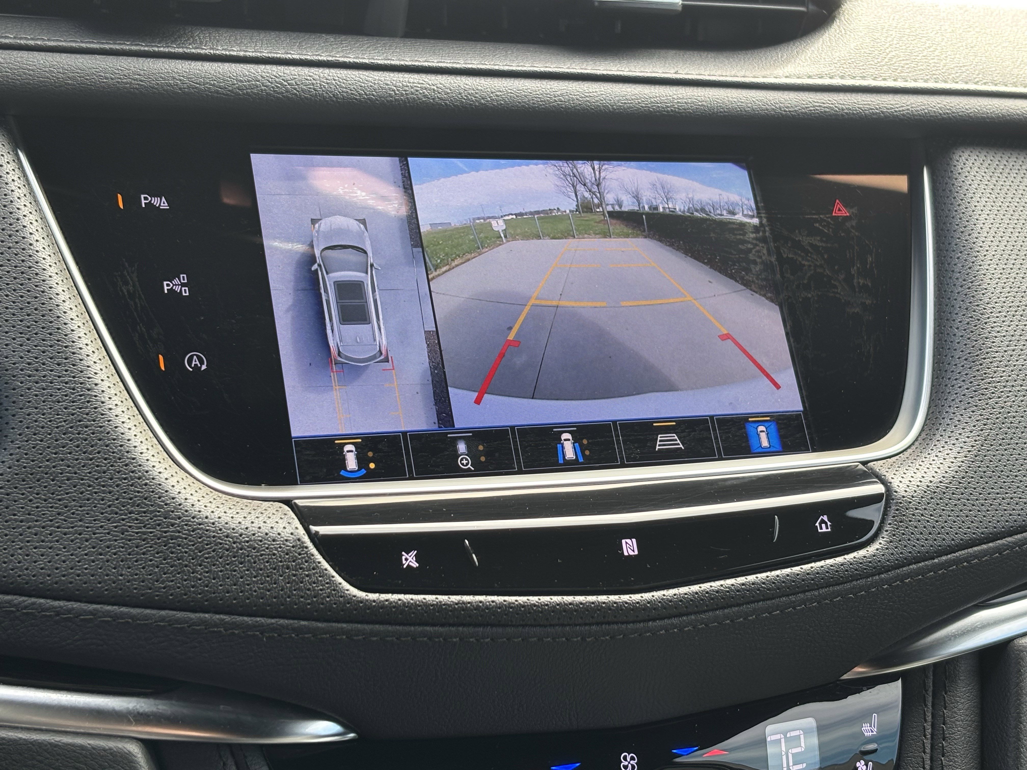 Used 2021 Cadillac XT5 Premium Luxury image 25