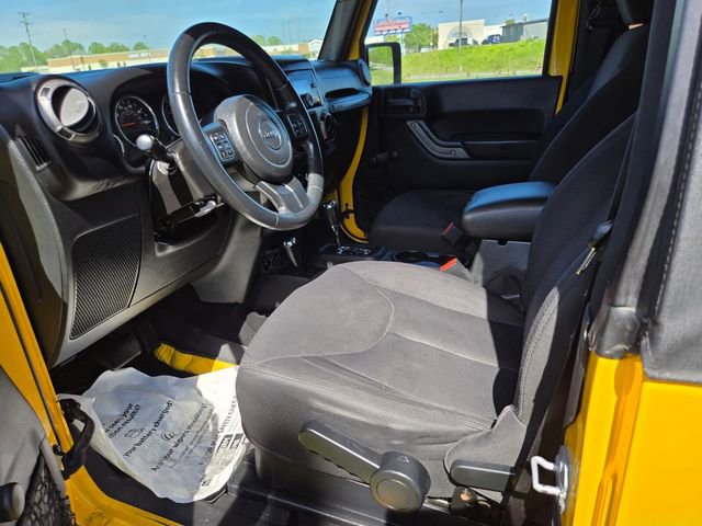 Used 2015 Jeep Wrangler Sport w/ Connectivity Group image 9