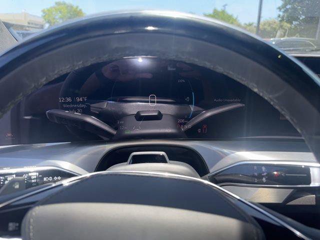 New 2026 Cadillac Vistiq Premium Luxury AWD/4WD image 16