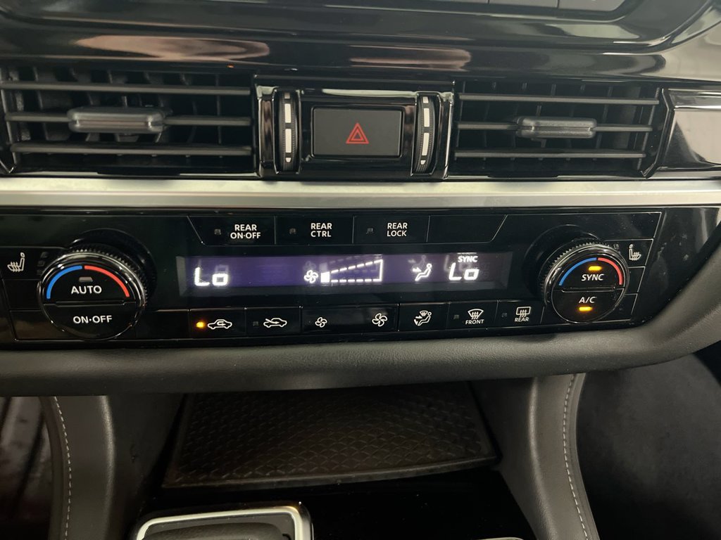 Used 2024 Nissan Pathfinder SV FWD image 16