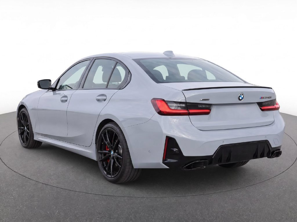 Used 2023 BMW M340i xDrive AWD/4WD image 4
