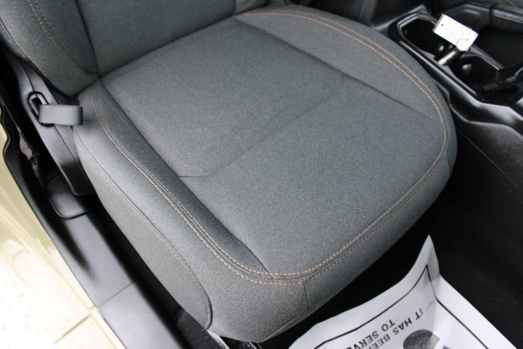 Used 2026 Jeep Wrangler Sahara AWD/4WD image 13