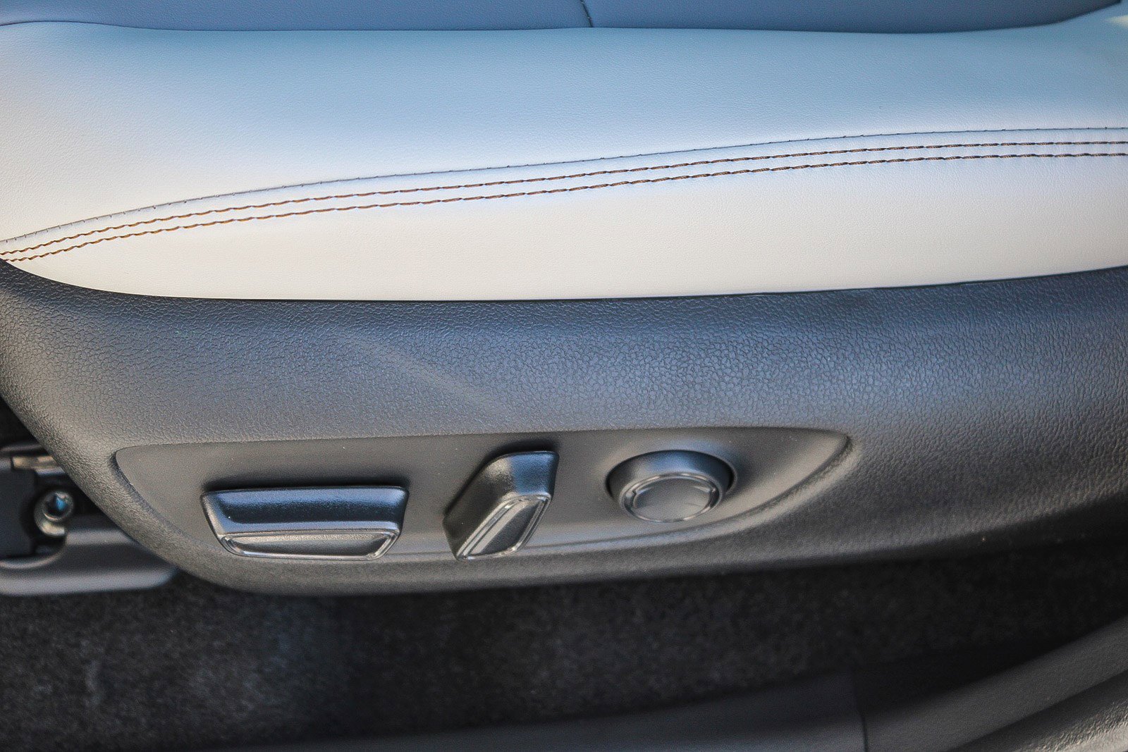 New 2025 Toyota RAV4 XLE Premium image 24