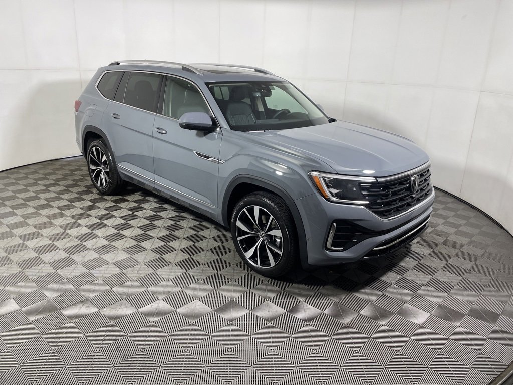 New 2026 Volkswagen Atlas SEL Premium R-Line