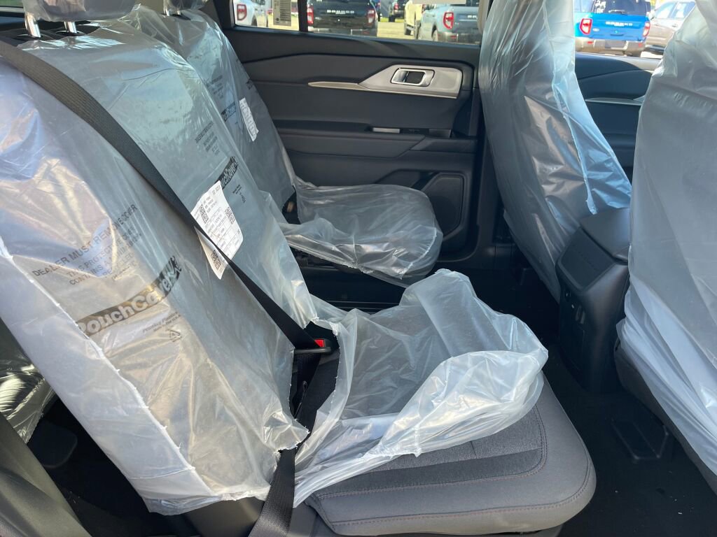 New 2026 Ford Explorer Active image 15