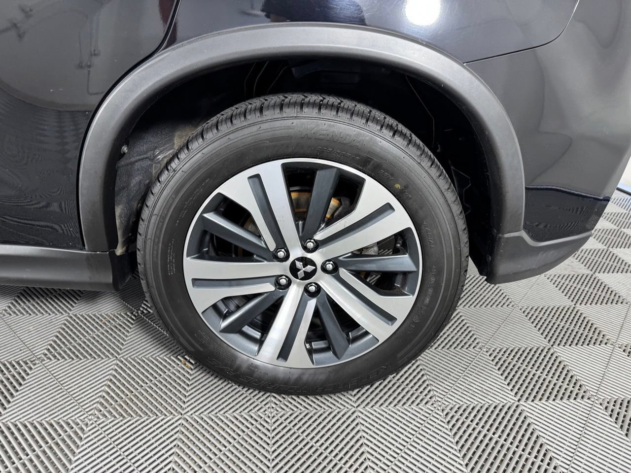 Used 2024 Mitsubishi Outlander Sport SE AWD/4WD image 35