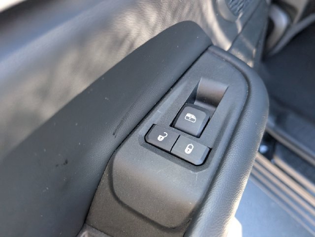 Used 2023 Jeep Grand Cherokee L Limited AWD/4WD image 15