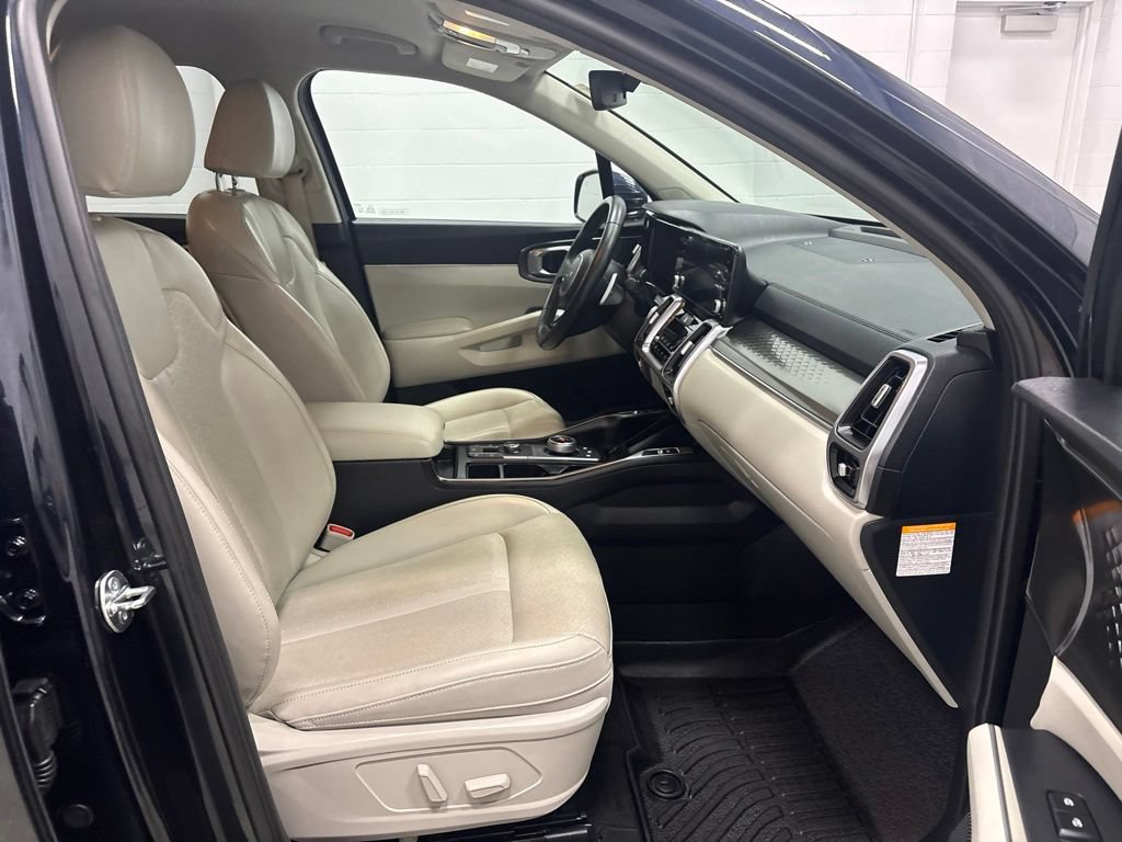 Used 2024 Kia Sorento EX AWD/4WD image 36