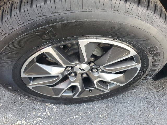 Used 2024 Chevrolet Silverado 1500 RST RWD image 7