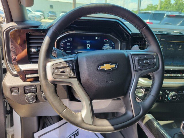 Used 2023 Chevrolet Silverado 1500 LTZ w/ LTZ Premium Package image 11