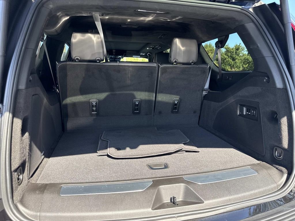 Certified 2024 Cadillac Escalade ESV Sport Platinum w/ LPO, ONYX Package image 11