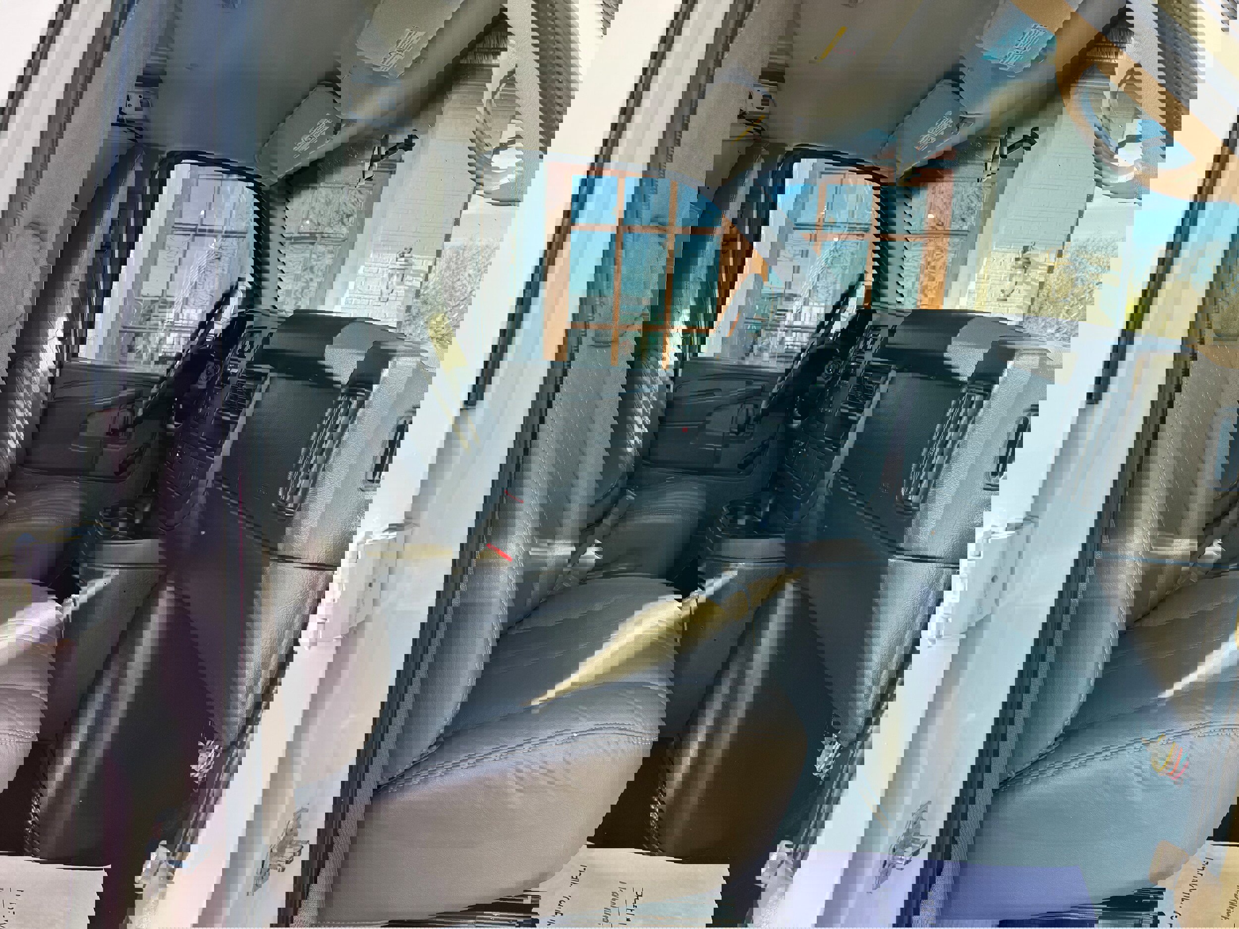 Used 2012 Chevrolet Express 3500 image 19