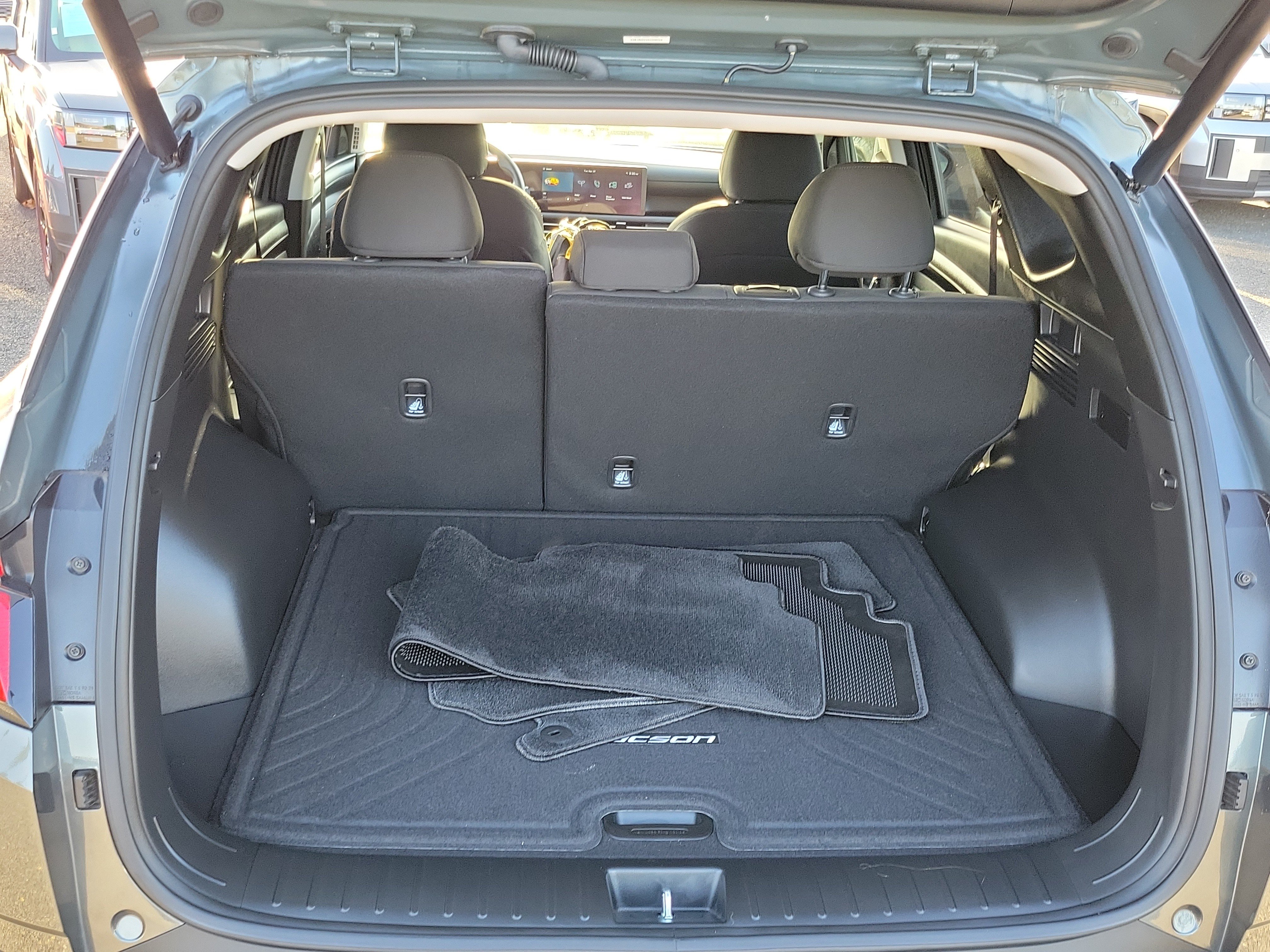 Used 2025 Hyundai Tucson SEL AWD/4WD image 18