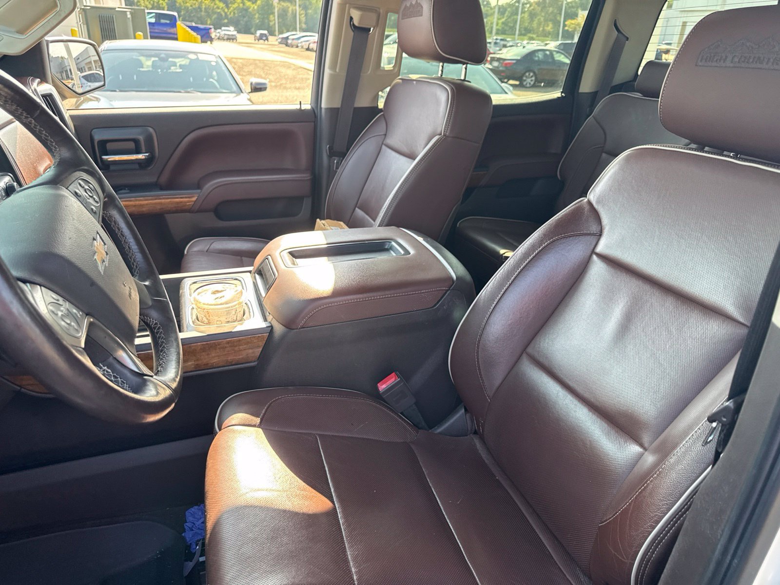Used 2015 Chevrolet Silverado 1500 High Country w/ High Country Premium Package AWD/4WD image 12
