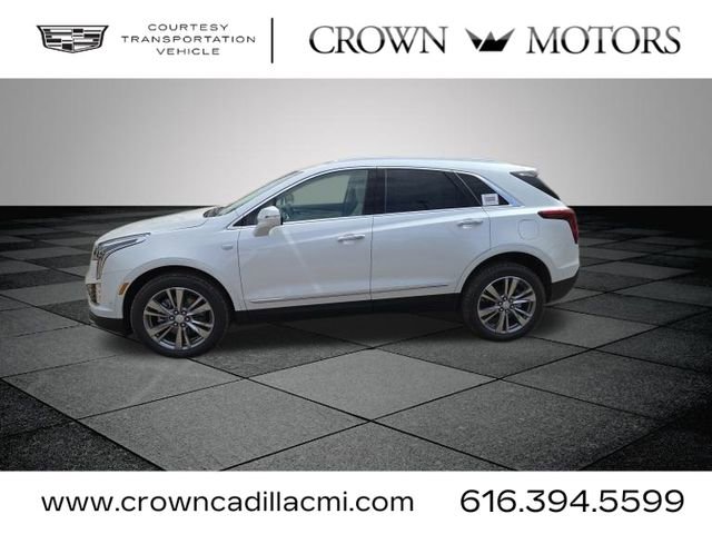 Used 2025 Cadillac XT5 Premium Luxury w/ Technology Package image 2