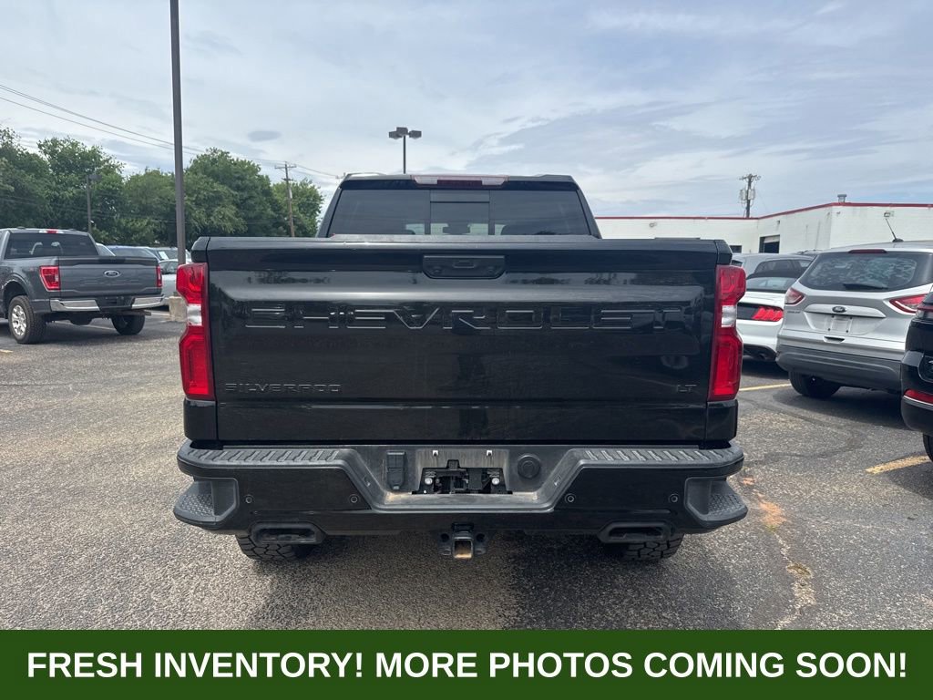 Used 2022 Chevrolet Silverado 1500 LT Trail Boss w/ Convenience Package II AWD/4WD image 3
