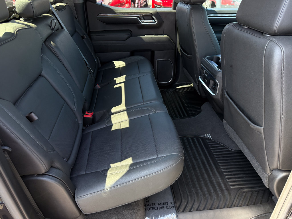 Used 2022 Chevrolet Silverado 1500 LTZ w/ LTZ Premium Texas Edition AWD/4WD image 21