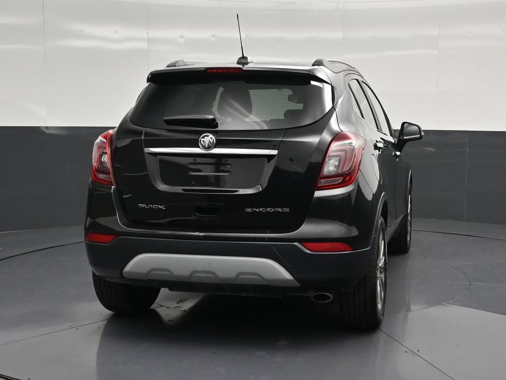 Used 2018 Buick Encore Preferred FWD image 2