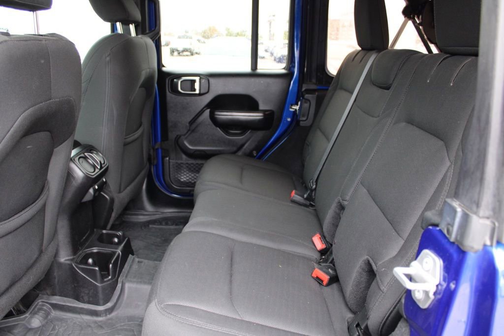 Used 2018 Jeep Wrangler Unlimited Sport S image 23
